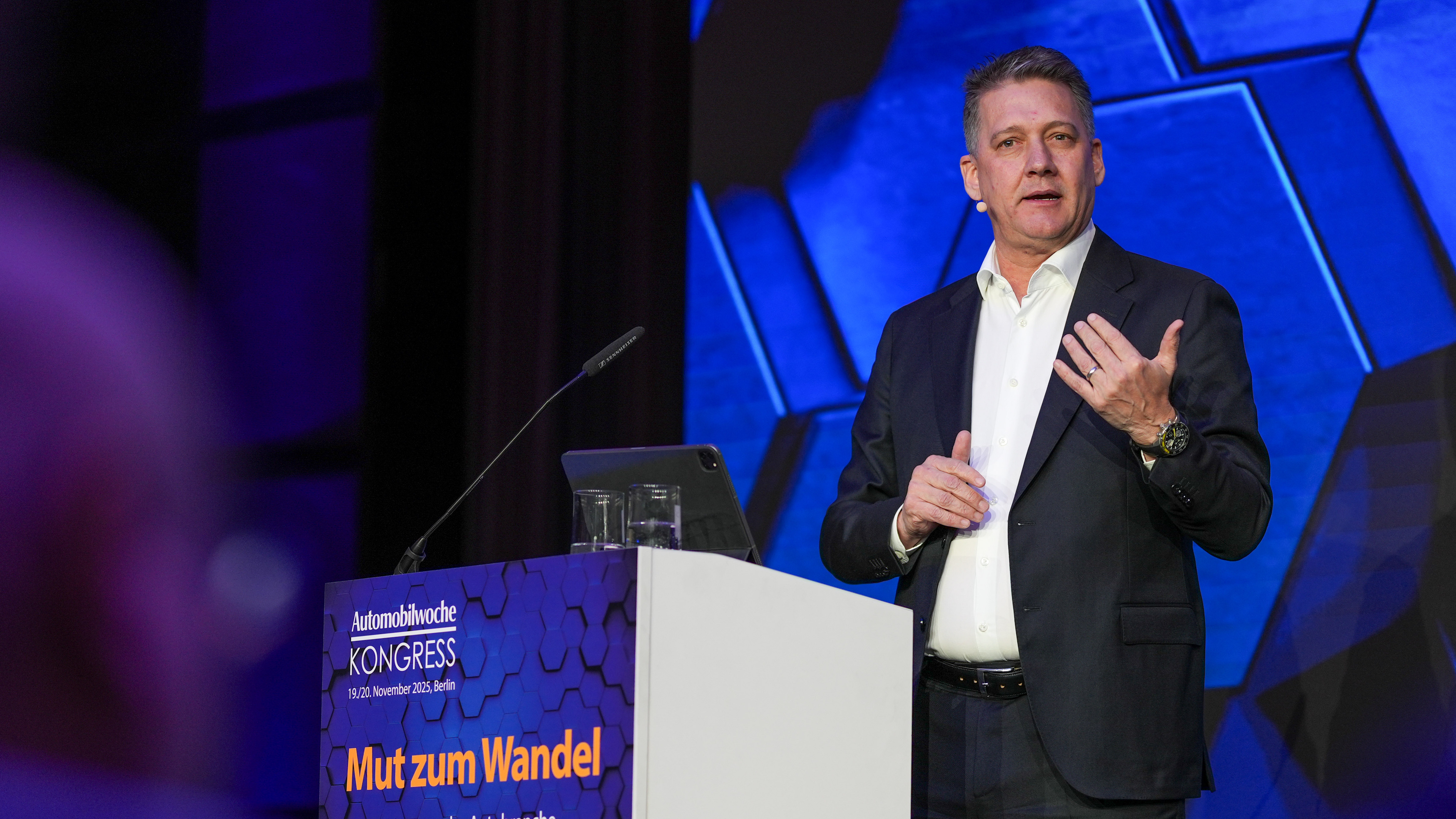 Doellner 2ST00075.JPG 16x9